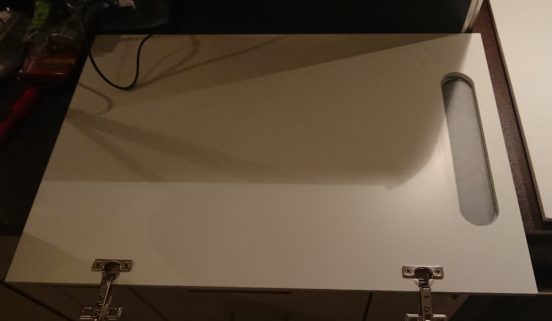 Spiegelschranktür ersetzen – Commander1024