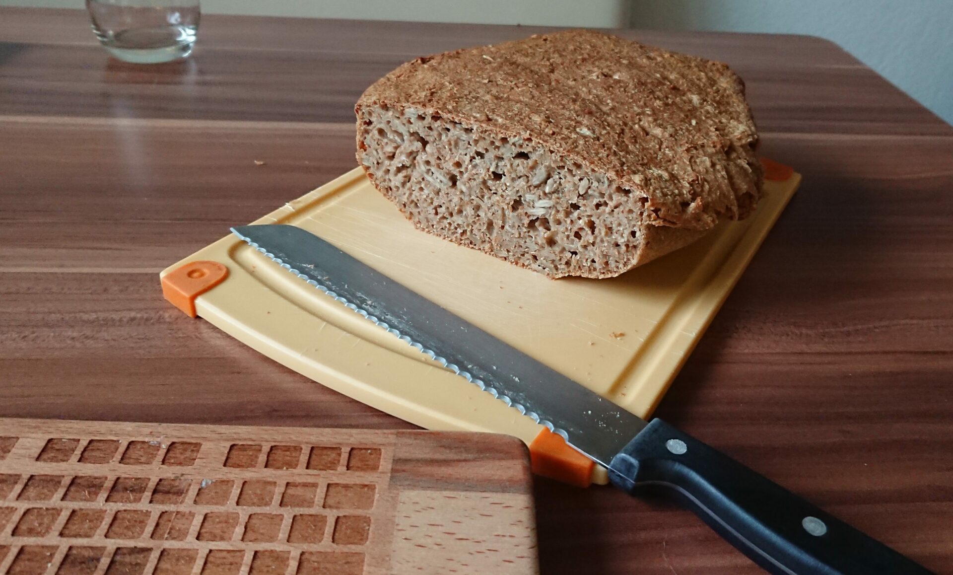 angeschnittener Brotlaib
