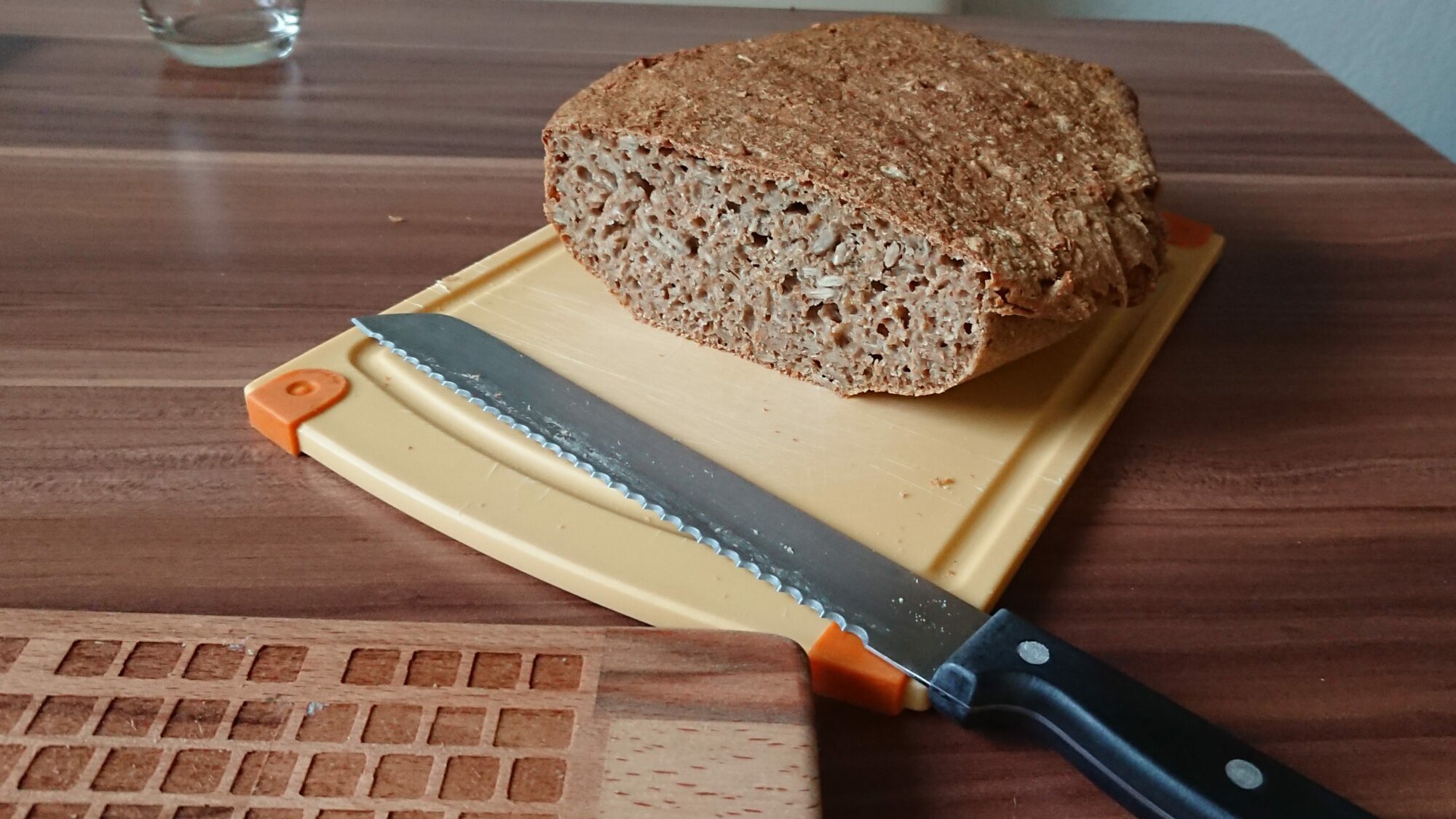 angeschnittener Brotlaib