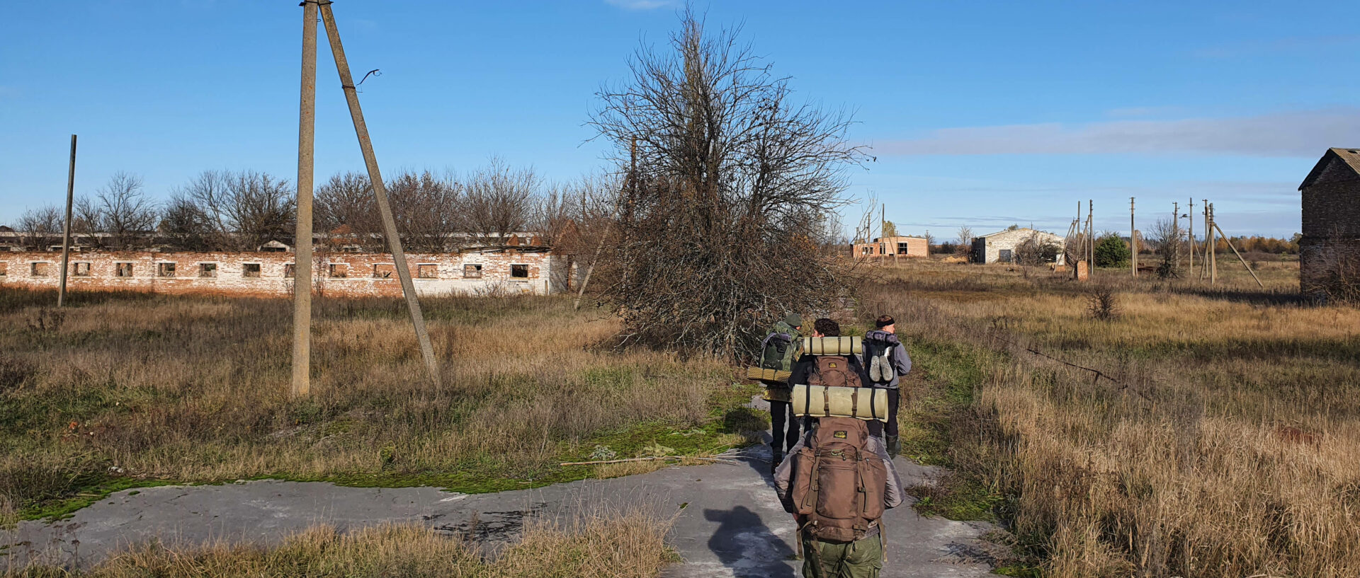 Reaching an abandonded village