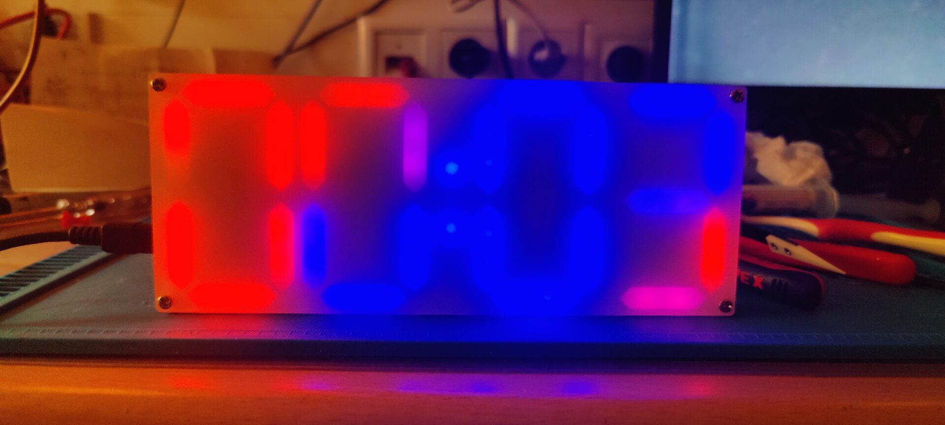 Erster Funktionstest der LED Uhr.