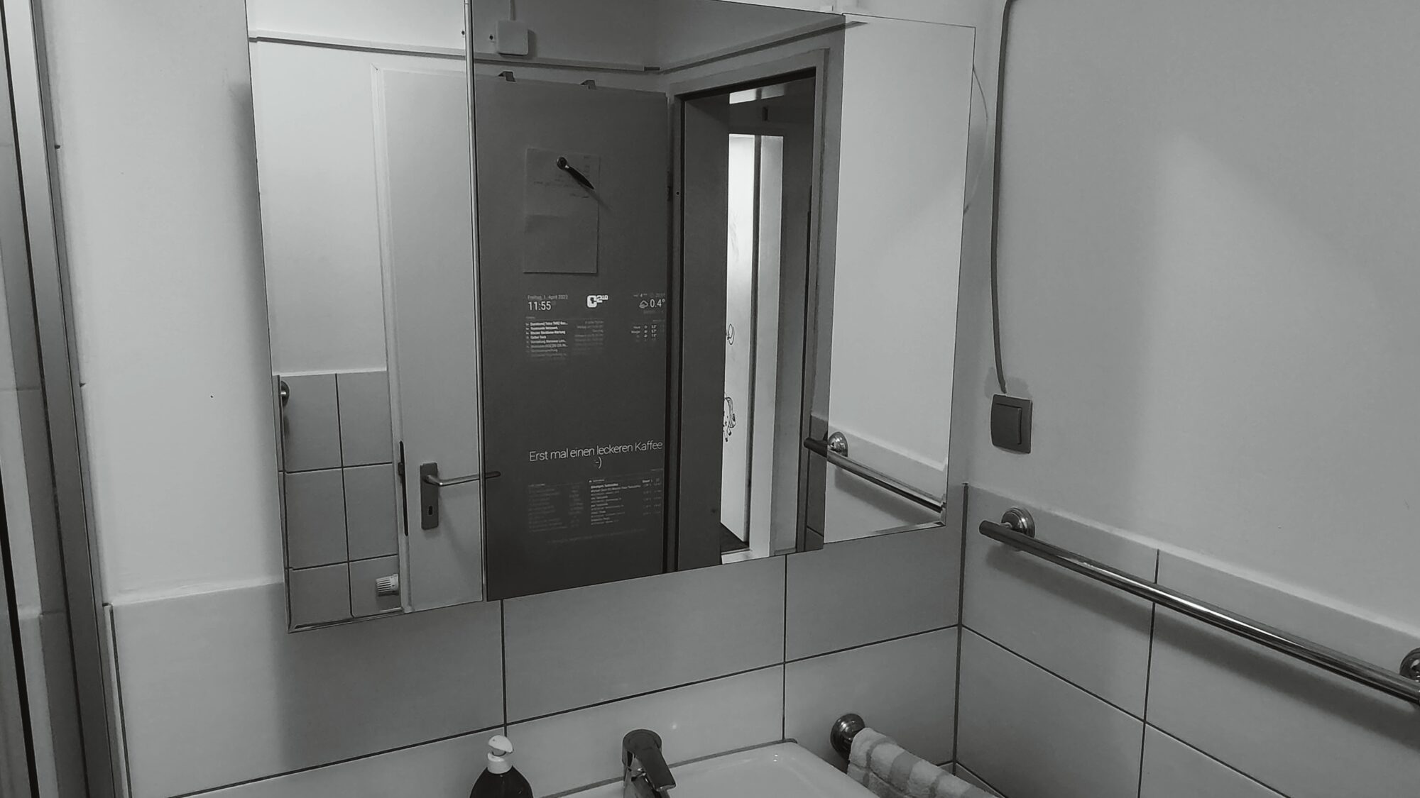 MagicMirror² im Badezimmer